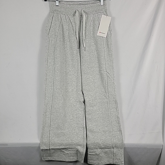 lululemon athletica Pants - Lululemon Scuba Mid-Rise Wide-Leg Pant Heathered Core Ultra Light Grey Sz S